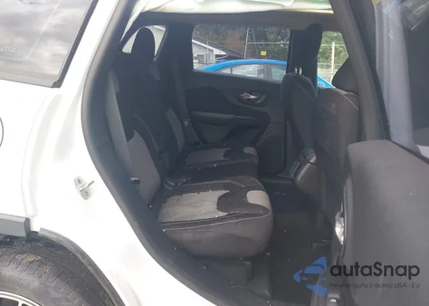 2014 Jeep Cherokee Sport z USA, uszkodzony, nr VIN 1C4PJLAB2EW104555